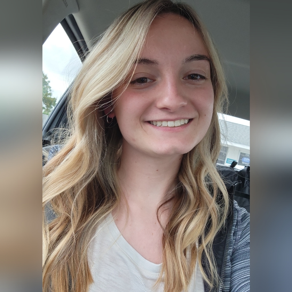 Meet your Posher, Jessica